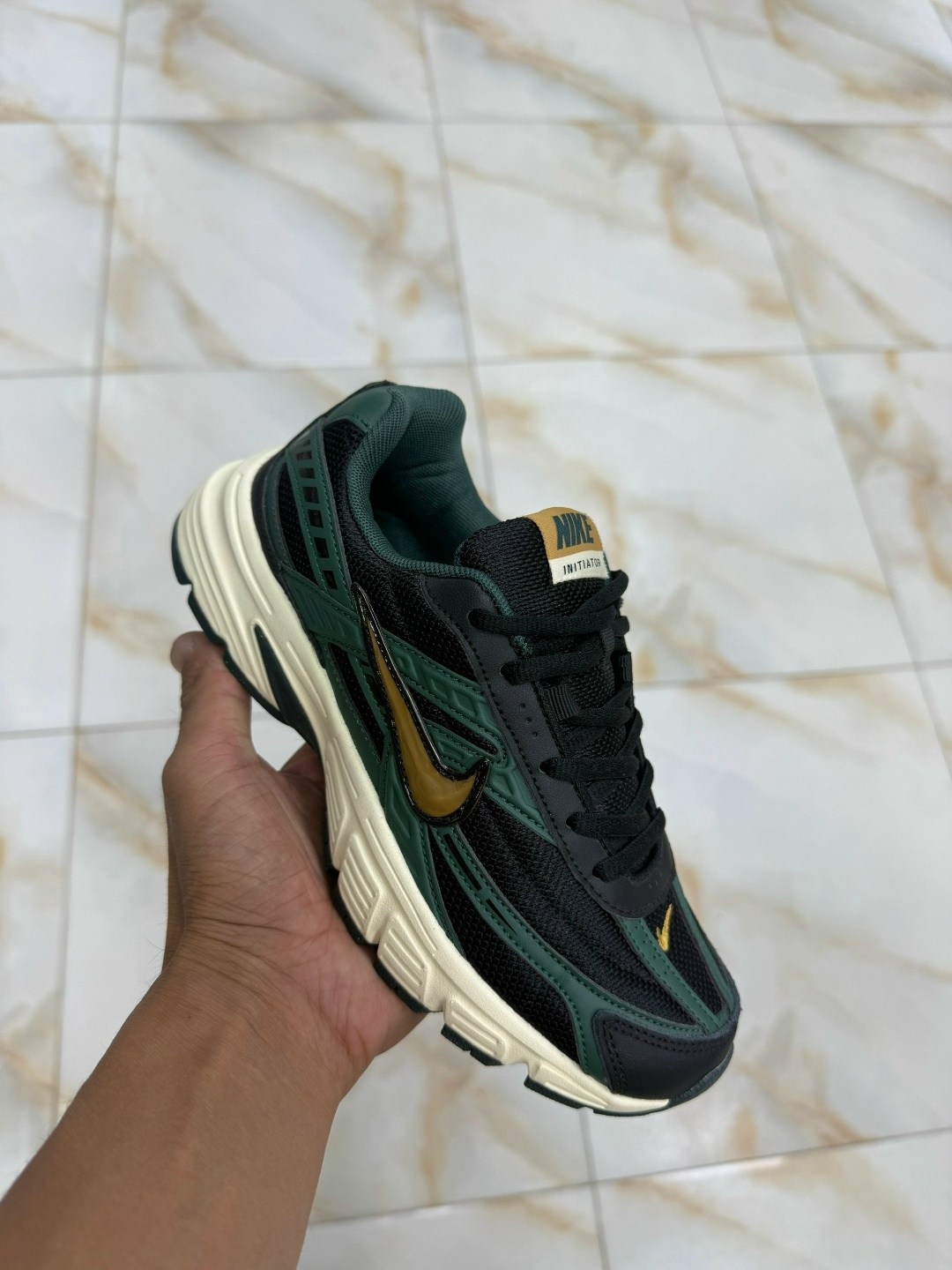женские кроссовки nike initiator "pink",кроссовки nike initiator pink,кроссовки nike initiator розовые,кроссовки nike женские,женские беговые кроссовки nike initiator ярко-розовый