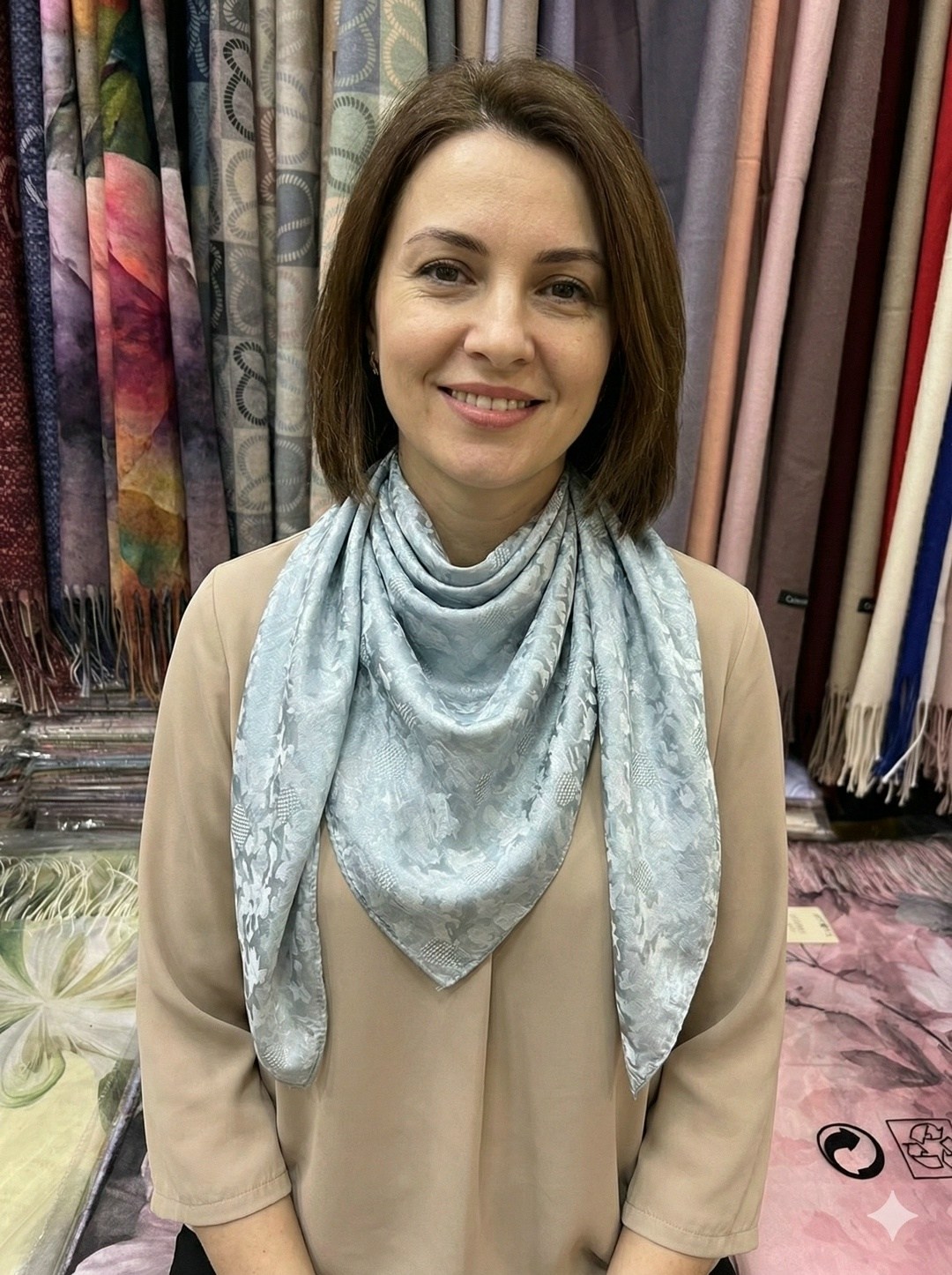 платки шелковые,платки тонки,платки женские,платок шарф шелковый,платки палантины женские
