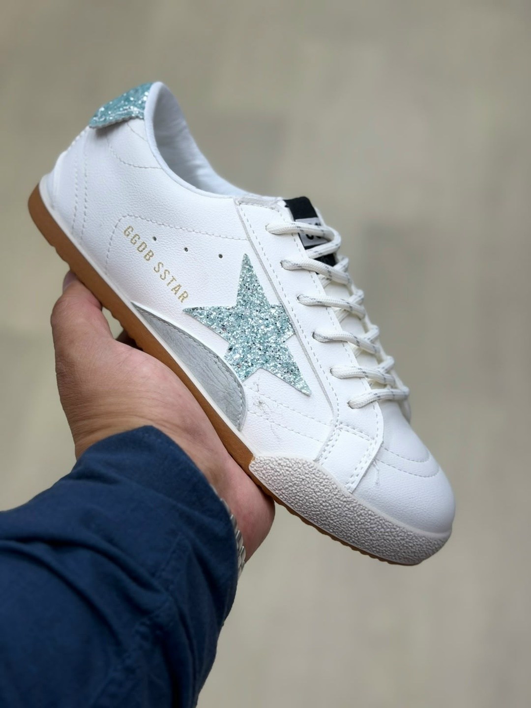 ,кроссовки golden goose,кожаные кроссовки golden goose super star,golden goose кеды hi star на платформе черный,кроссовка мужской