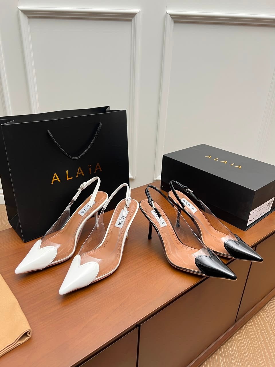 туфли alaia,босоножки alaia,туфли прозрачные,туфли лодочка,стильные туфли