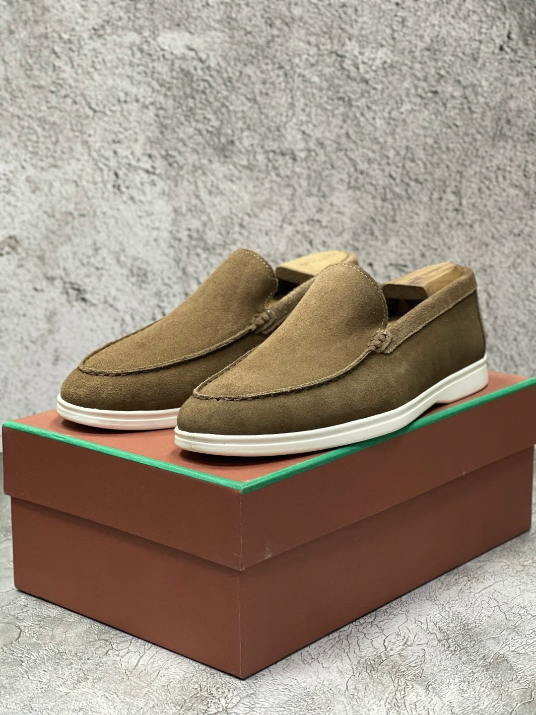 loro piana мужские лоферы,мужские замшевые лоферы,замшевые лоферы summer walk loro piana серый,лоферы loro piana,замшевые лоферы
