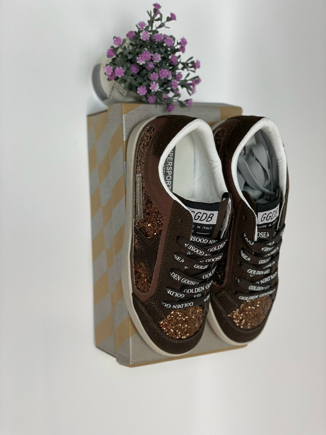 ,женская ,женские кроссовки,обуви,кеды golden goose