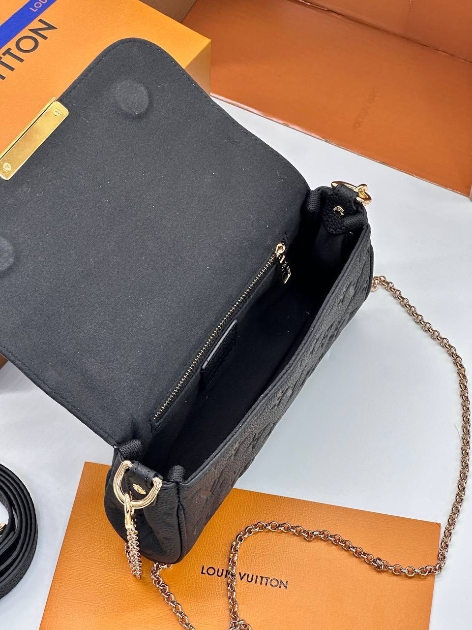 сумка женская louis vuitton,louis vuitton сумка,louis vuitton сумка на плечо,сумочка луи виттон,клатч louis vuitton