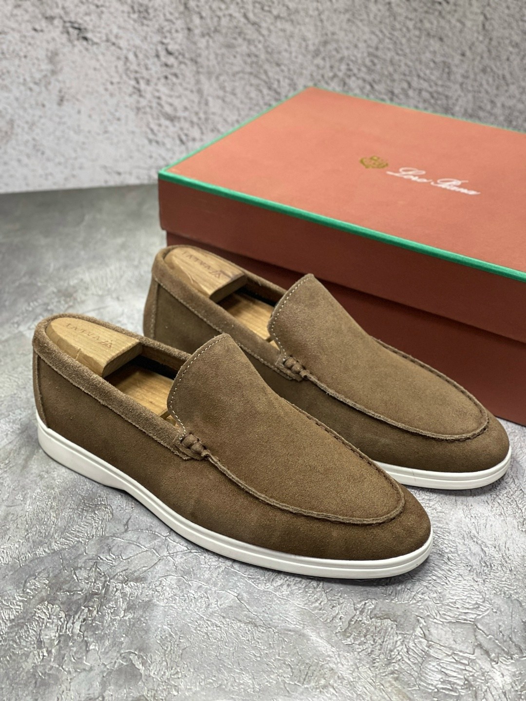 loro piana мужские лоферы,мужские замшевые лоферы,замшевые лоферы summer walk loro piana серый,лоферы loro piana,замшевые лоферы