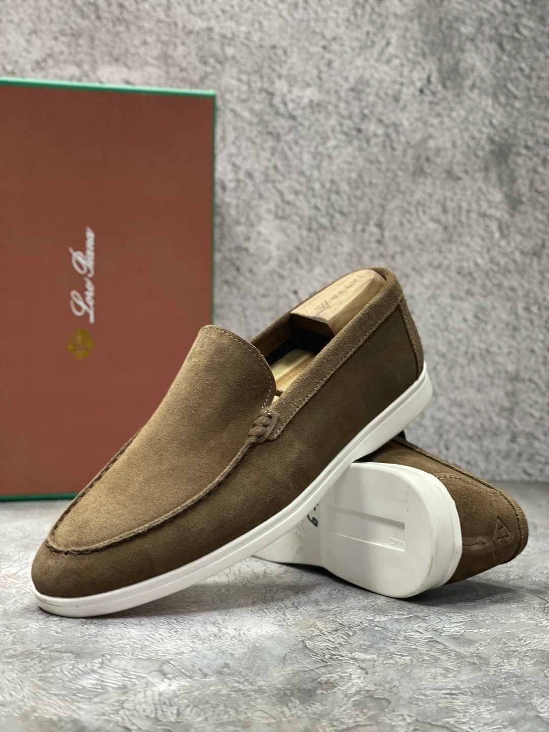 loro piana мужские лоферы,мужские замшевые лоферы,замшевые лоферы summer walk loro piana серый,лоферы loro piana,замшевые лоферы