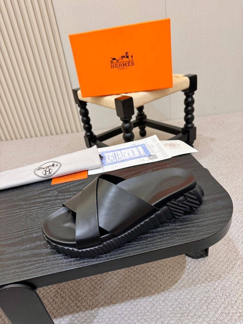 мужские шлепки эрмес,,шлепанцы hermes,шлепки эрмес,шлепки hermes мужские