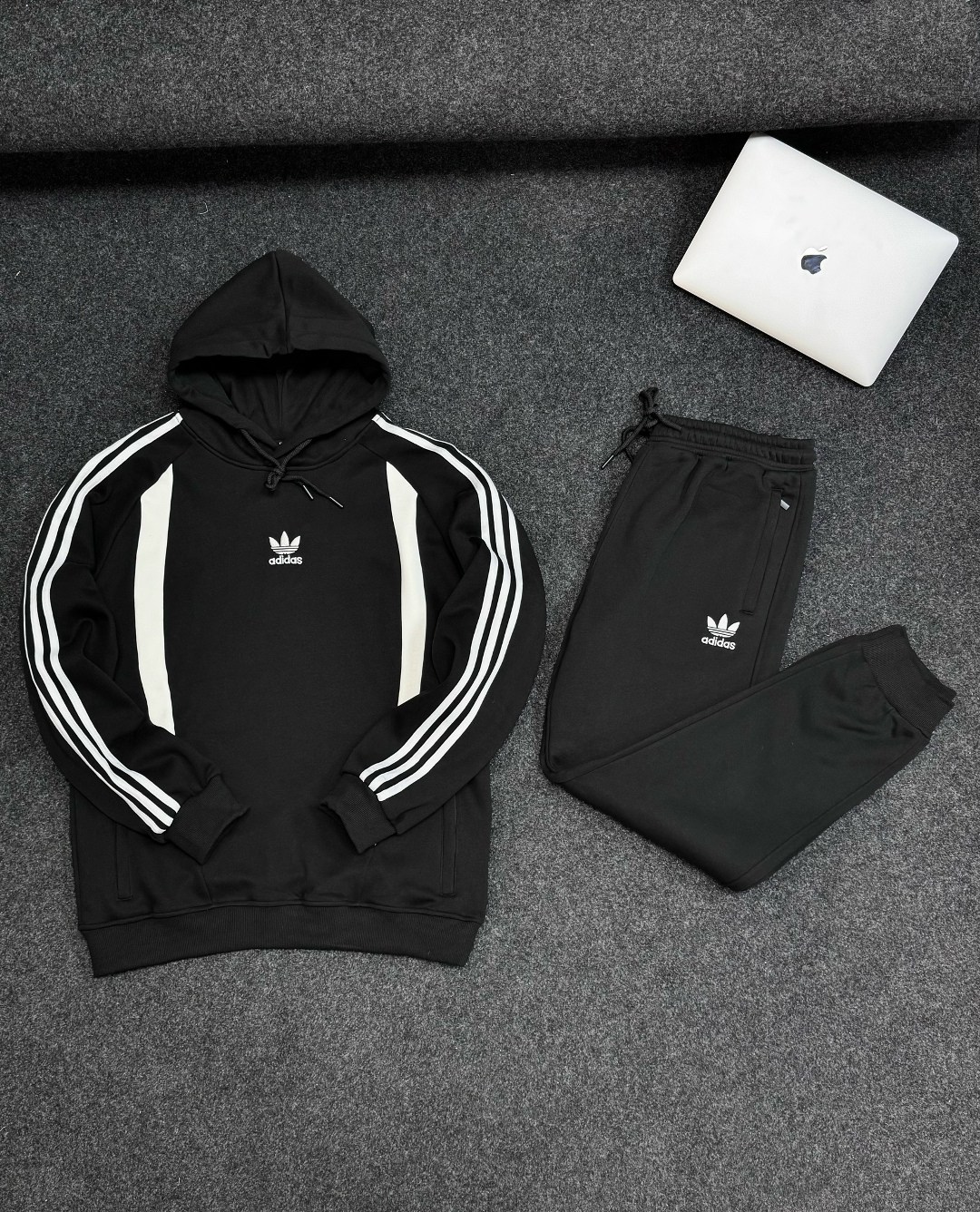 adidas спортивный костюм,спортивный костюм мужской adidas,спортивные костюмы мужские,спортивные костюм,спортивный костюм адидас