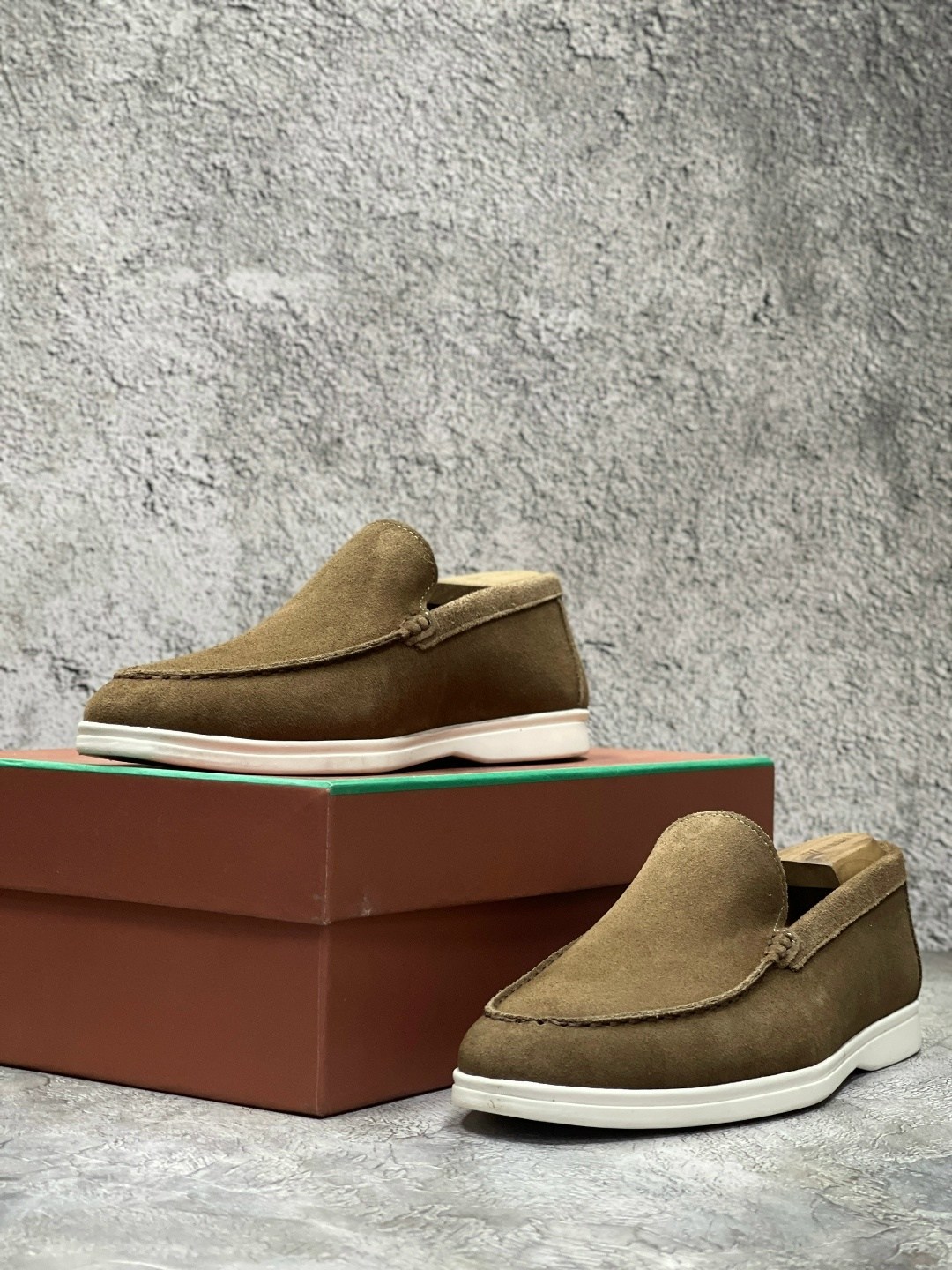 loro piana мужские лоферы,мужские замшевые лоферы,замшевые лоферы summer walk loro piana серый,лоферы loro piana,замшевые лоферы