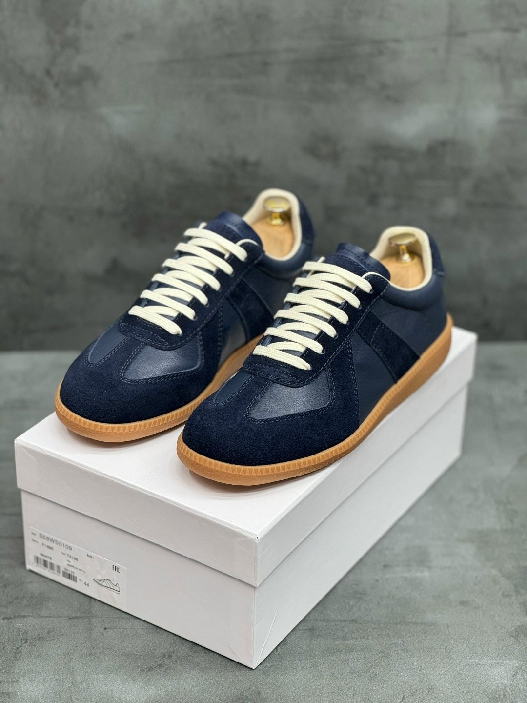 кроссовки maison margiela replica,,maison margiela replica sneakers,navy blue maison margiela sneakers,кроссовки maison margiela replica синий бежевый