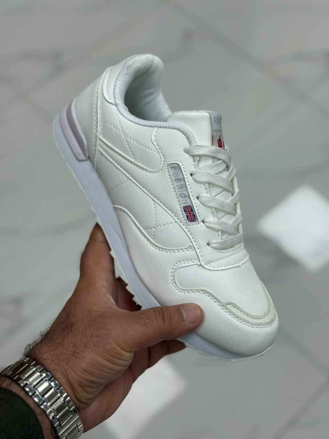 reebok кроссовки мужские новая коллекция 2026,мужские кроссовки reebok,кроссовки reebok,кроссовки reebok classic,кроссовки мужские reebok classic