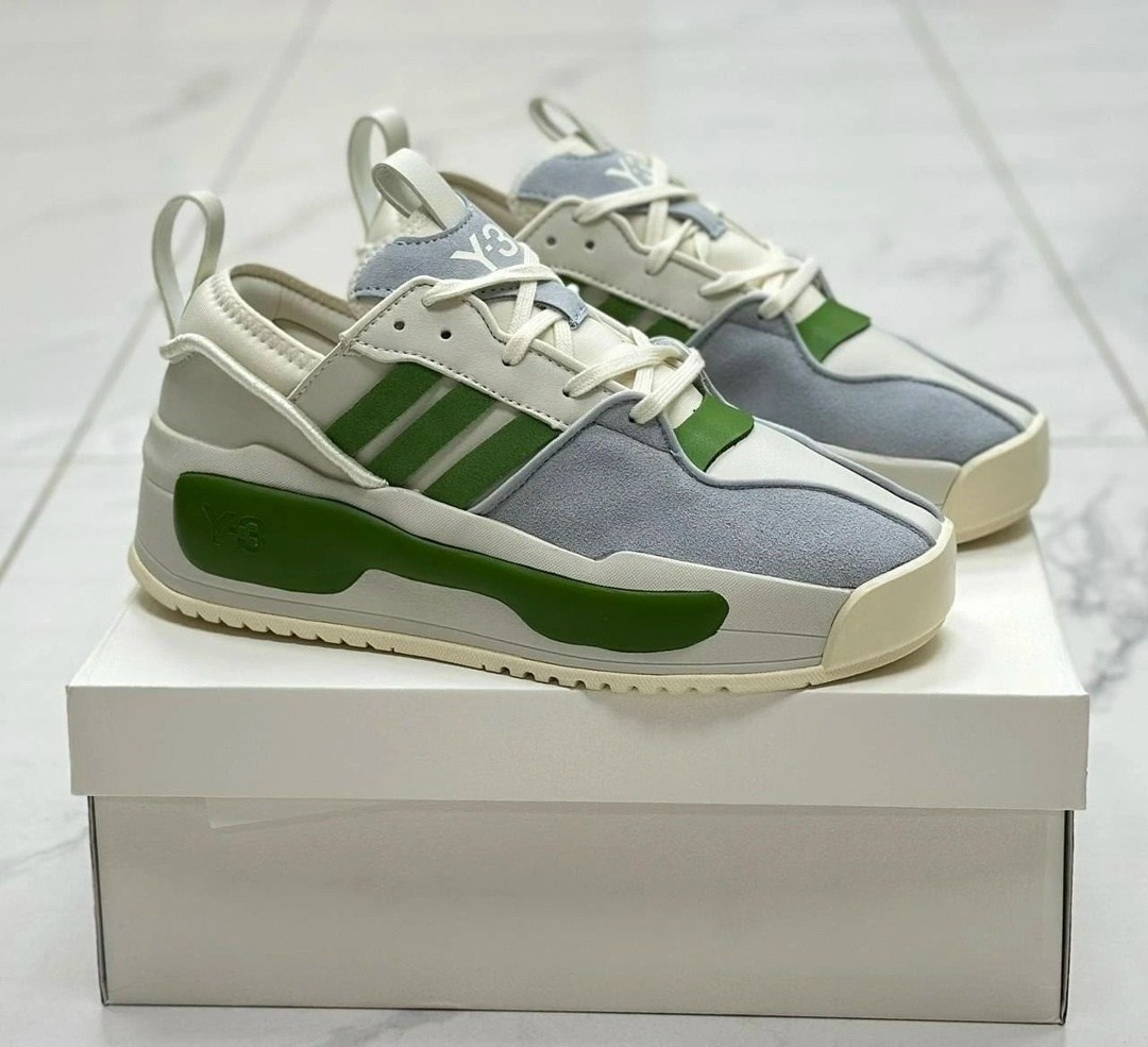 кроссовки adidas,кроссовки,кроссовки популярные,кроссовки женскиe,кроссовка мужской