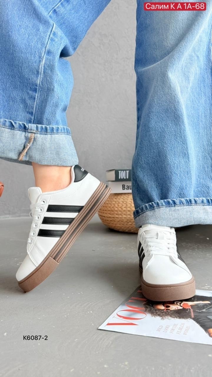 ,женские кроссовки,кроссовки adidas,женская ,низкие кроссовки