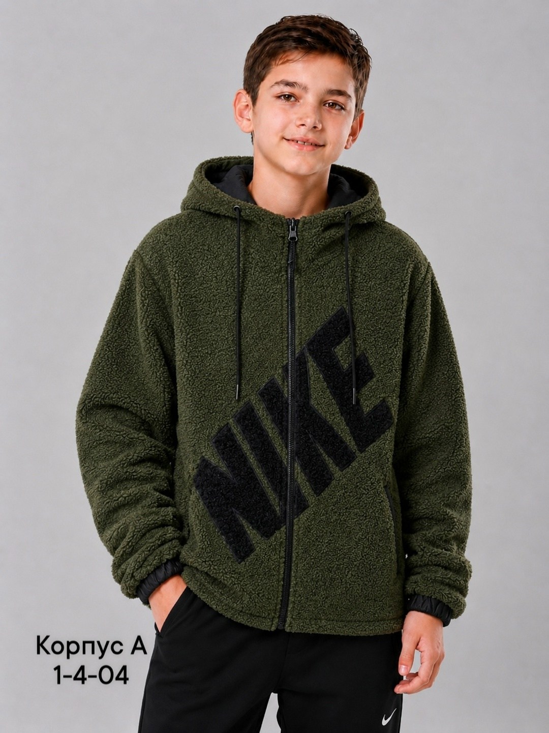 демисезонная куртка nike,детская куртка nike,в толстовке найк черного цвета,куртка,куртка найк