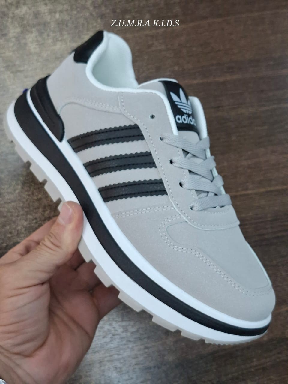 ,кроссовки adidas,кроссовка мужской,кроссовки женскиe,женская