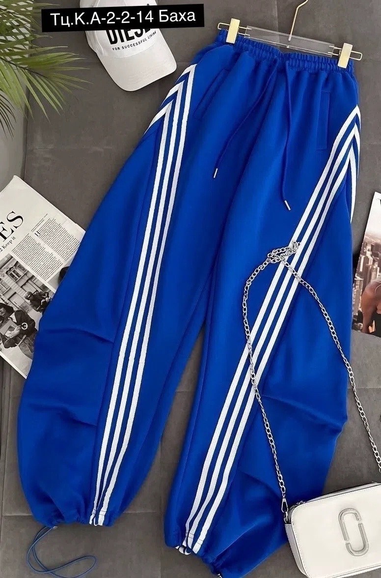 спортивные штаны adidas широкие y2k,брюки спортивные,штаны спортивные широкие оверсайз с лампасами y2k,спортивные штаны,спортивные широкие брюки
