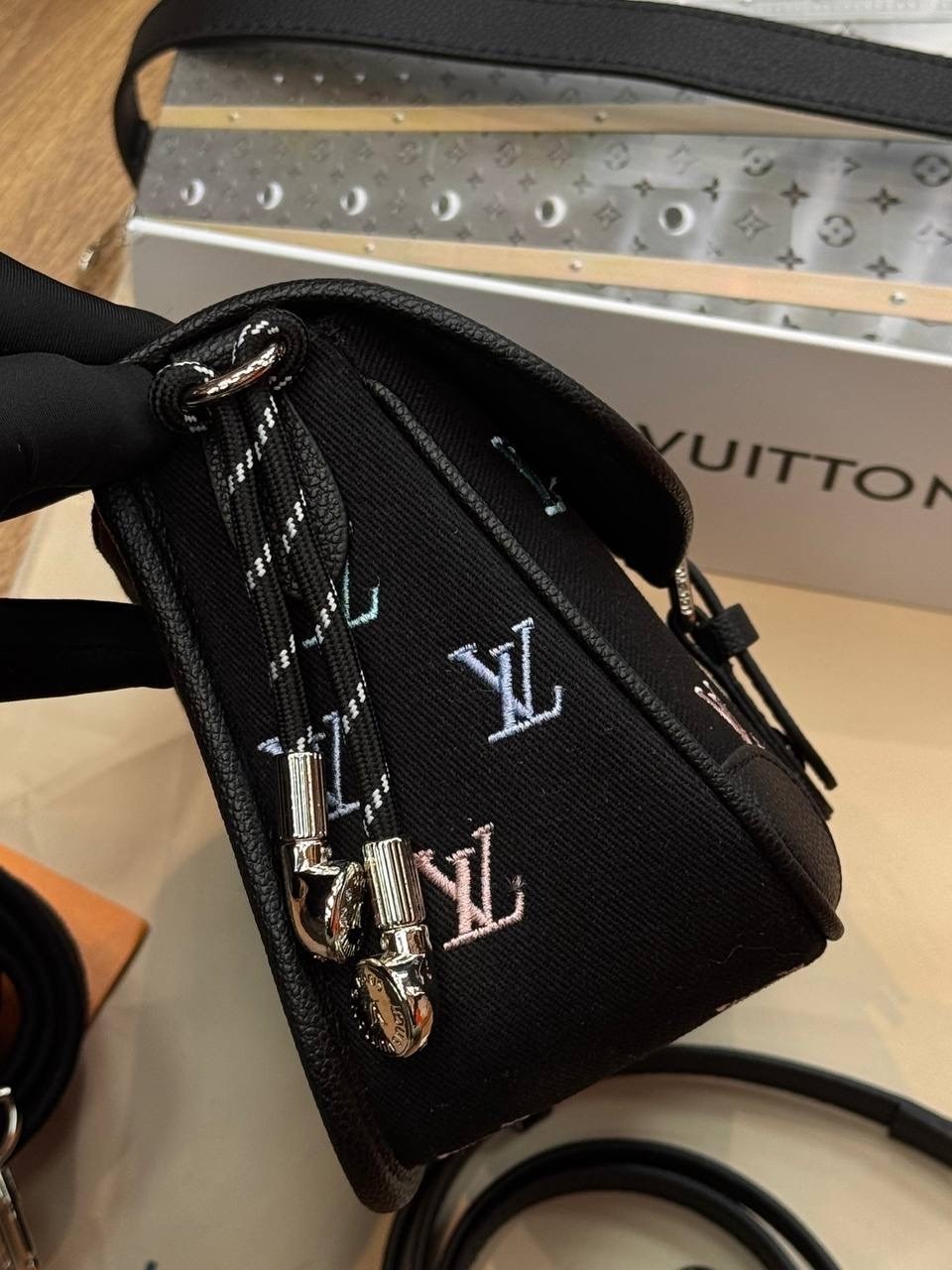 сумка женская louis vuitton,louis vuitton сумка на плечо,сумка louis vuitton,сумка женская louis vuitton черная,louis vuitton сумка дорожная