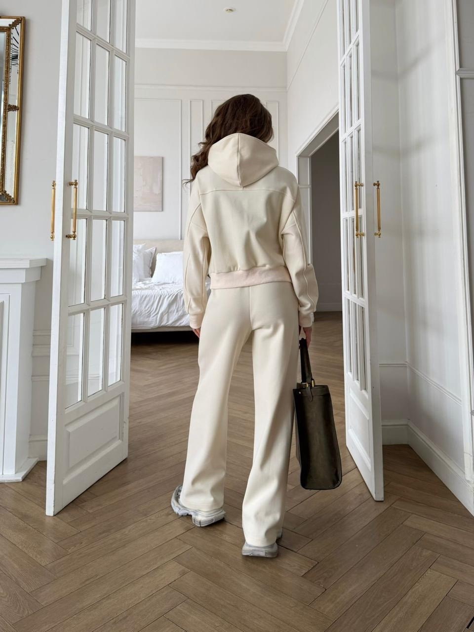 спортивный костюм brunello cucinelli,костюм brunello cucinelli,стильные костюмы,брючный костюм,костюм с брюками