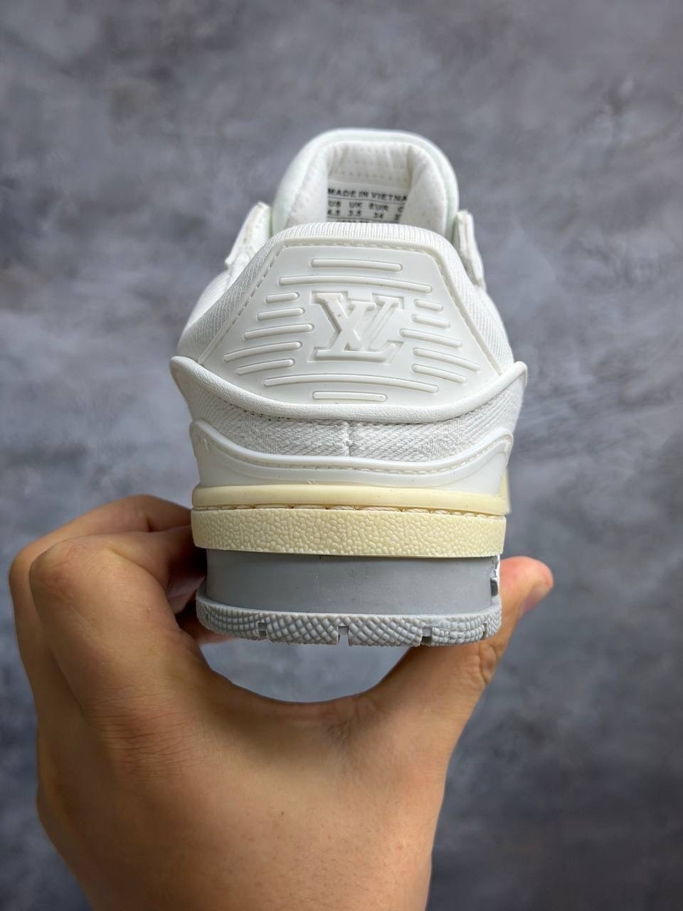 кроссовки louis vuitton,кроссовки louis vuitton trainer,кроссовки луи виттон trainer белый,кроссовки louis vuitton мужские,кроссовки louis vuitton кроссовки louis vuitton