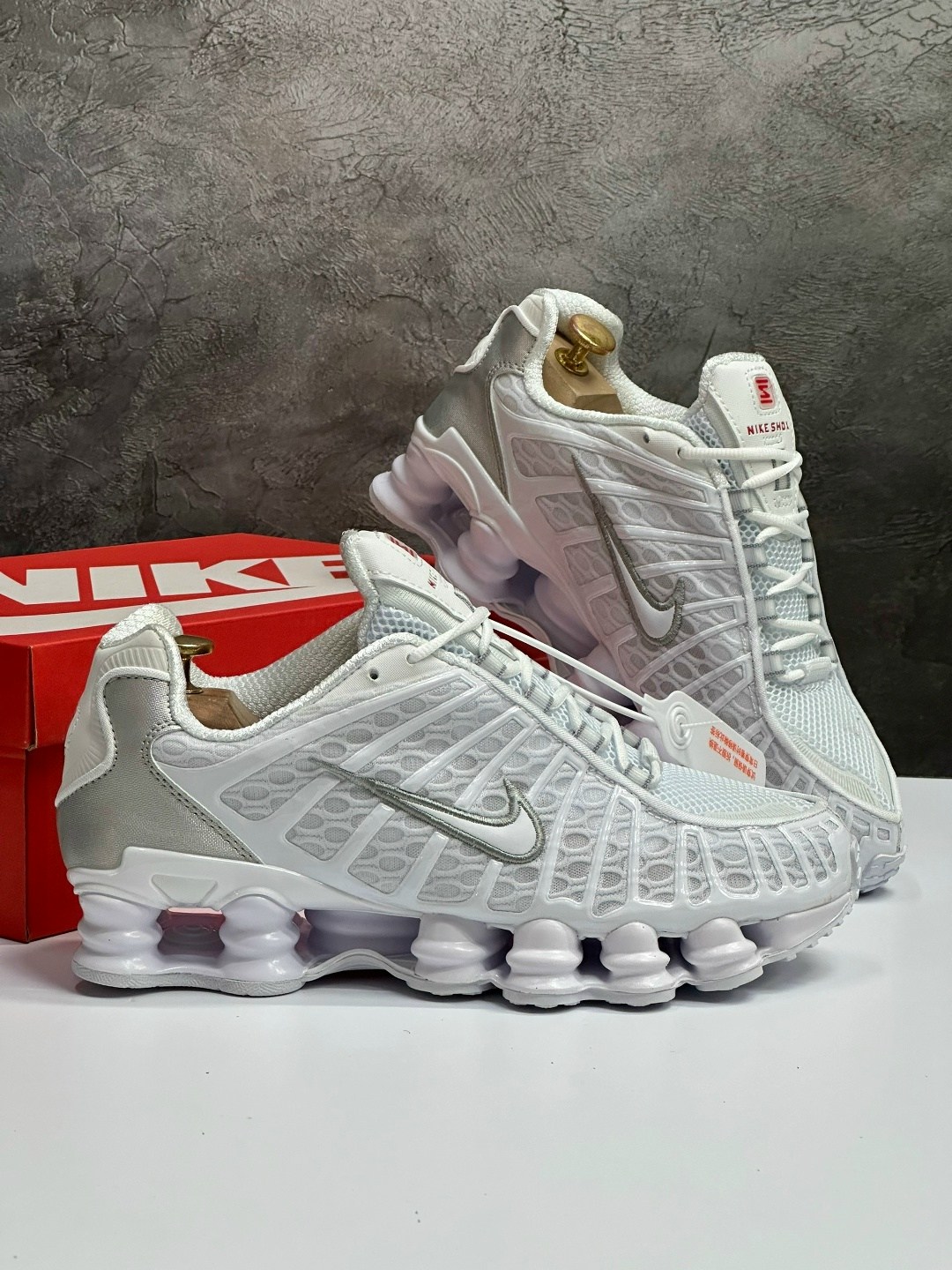 nike shox tl white metallic silver,кроссовки nike shox tl,кроссовки,кроссовки nike shox tl белые,кроссовки nike