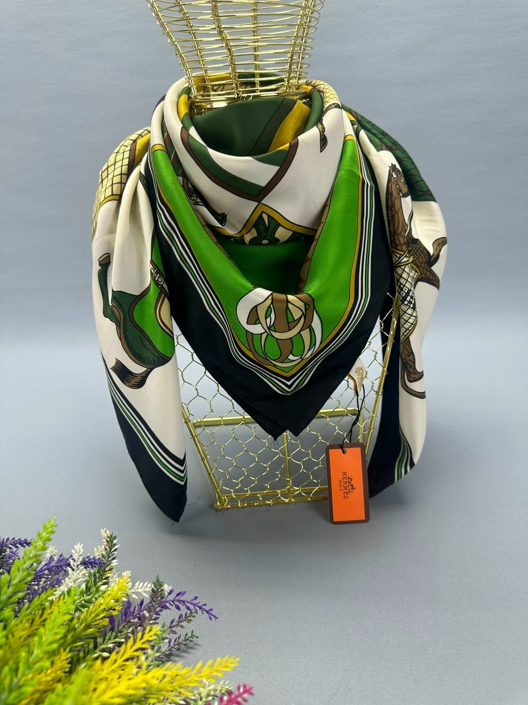 шелковый платок hermes,платка,шелковый платок,платок шейный hermes вне времени,брендовый платок