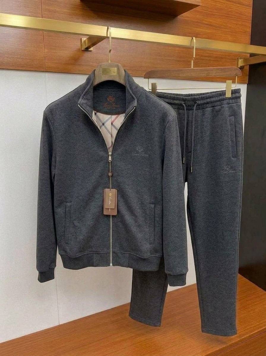 спортивный костюм brunello cucinelli,спортивный костюм loro piana,спортивный костюм мужской loro piana,костюм loro piana,мужские спортивные костюмы
