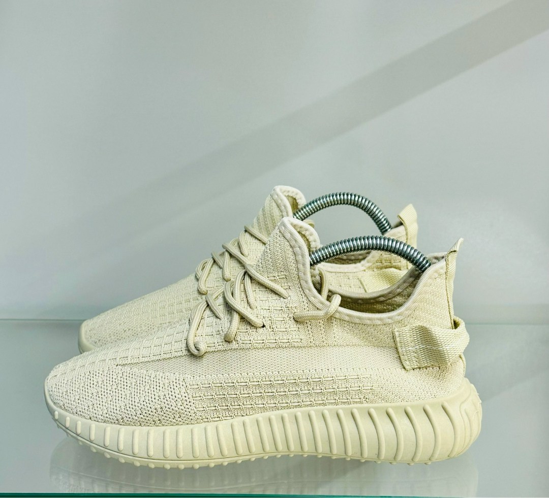 кроссовки женскиe,кроссовки ,кроссовки,adidas yeezy boost 350,adidas yeezy boost 350 v2 sulfur