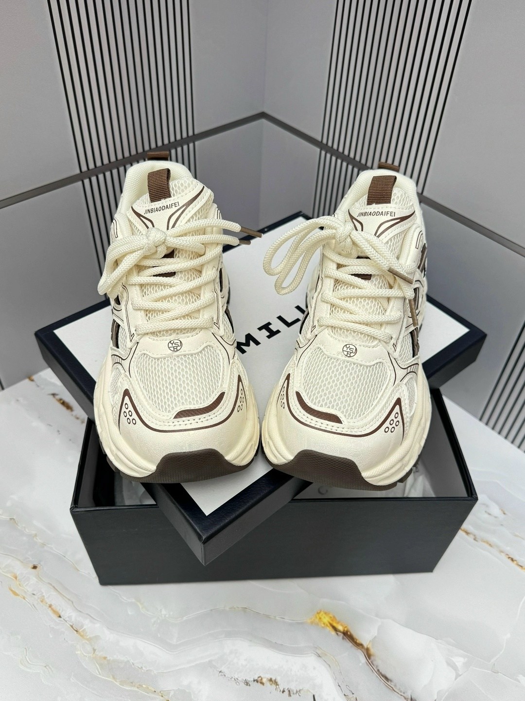 кроссовки женскиe,,кроссовки баленсиага женские 2026,кроссовки женские balenciaga, женская