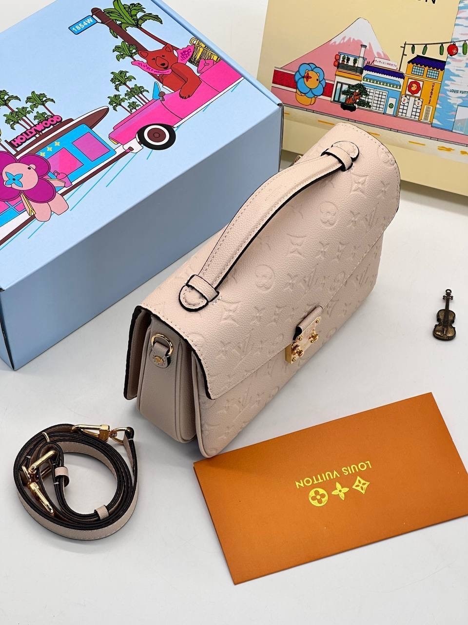 сумка louis vuitton pochette metis,сумка louis vuitton,louis vuitton pochette metis,louis vuitton женская сумка,louis vuitton pochette