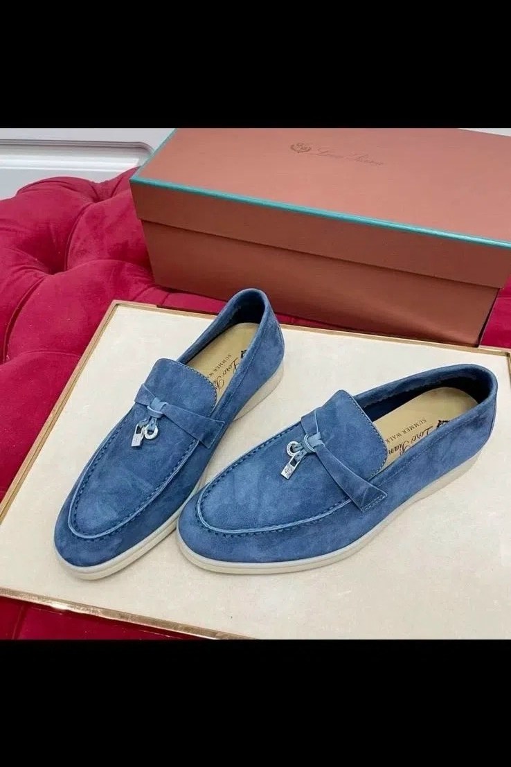 лоферы loro piana,loro piana лоферы женские,,замшевые женские лоферы loro piana голубые,голубые женские лоферы loro piana
