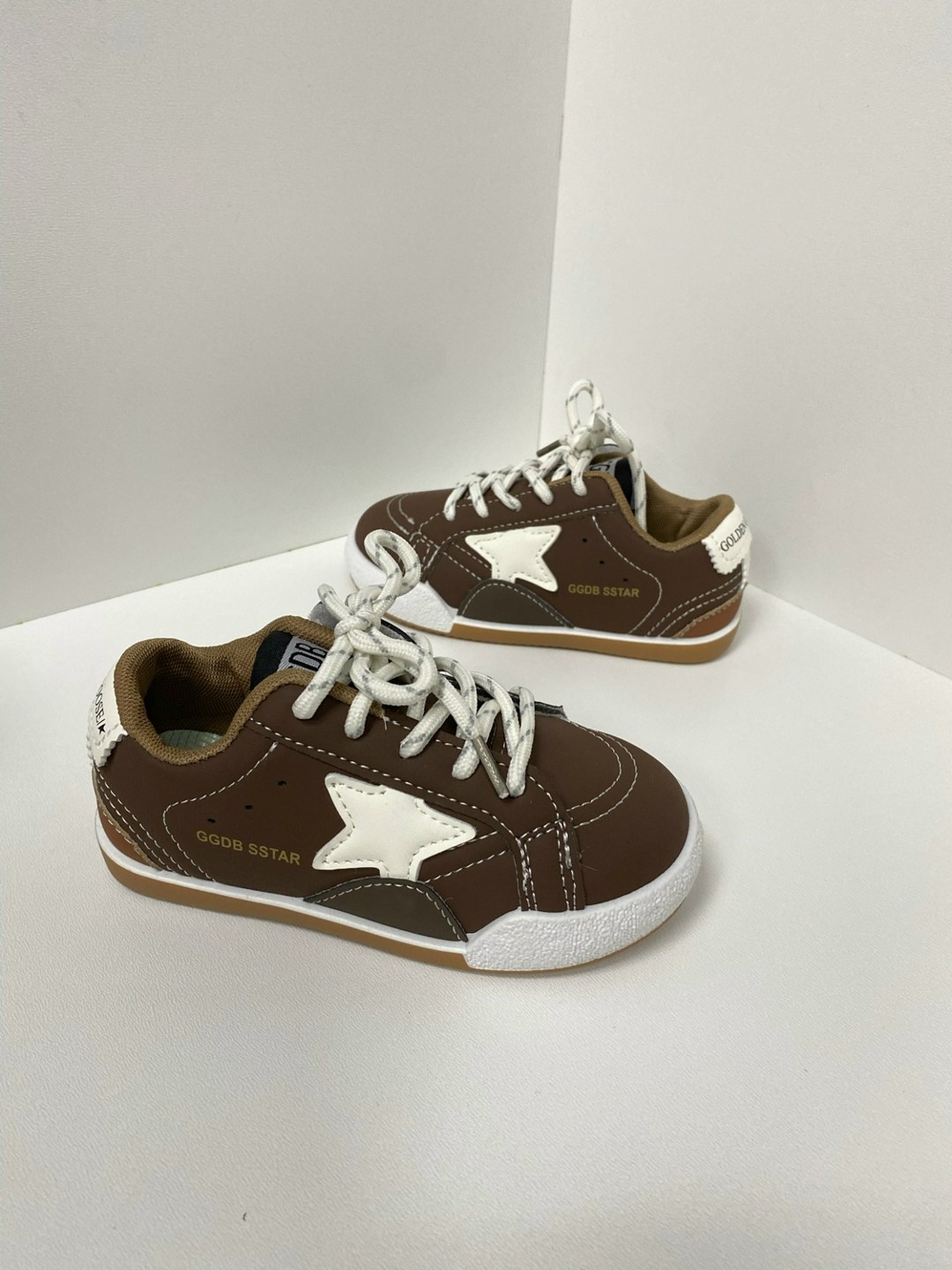 ,кроссовки golden goose,обуви,низкие кроссовки,повседневная