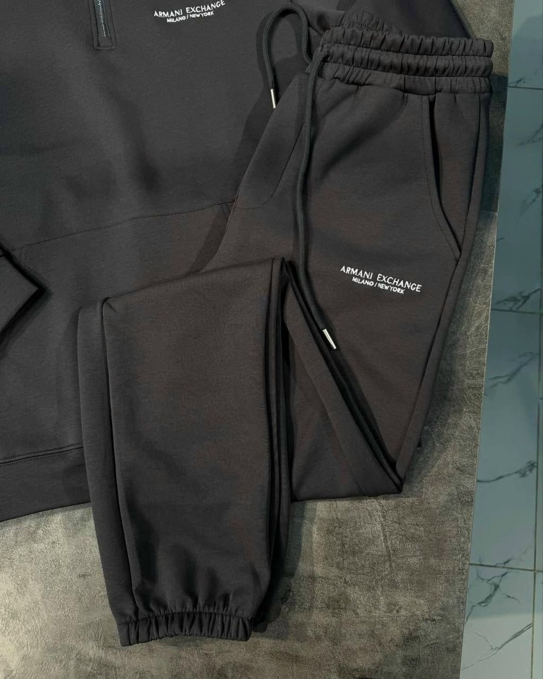 спортивный костюм armani exchange,зип худи armani exchange milano new york,спортивный костюм armani,cпортивный костюм emporio armani,мужской спортивный костюм exchange armani