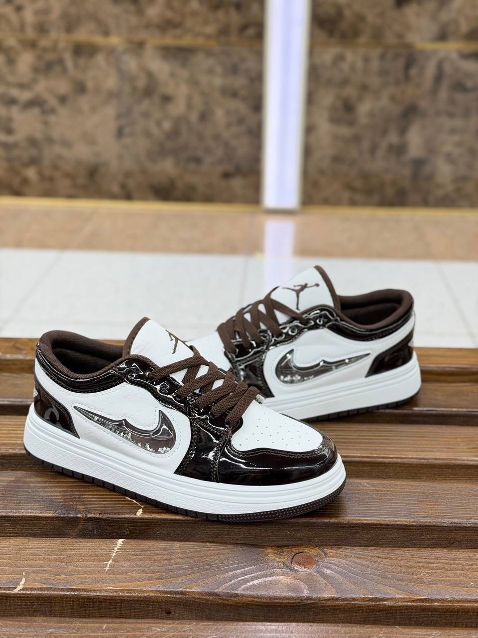 кроссовки, женская,лаковые найки,кроссовки nike air jordan 1 low,обуви