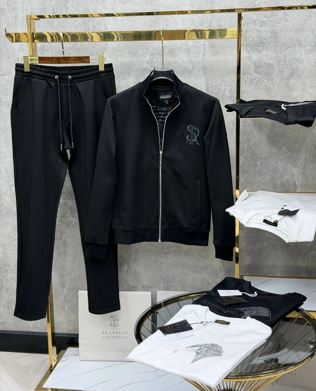 спортивный костюм brunello cucinelli,спортивные костюмы stefano ricci,спортивный костюм brunello,спортивный костюм billionaire,спортивный костюм philipp plein