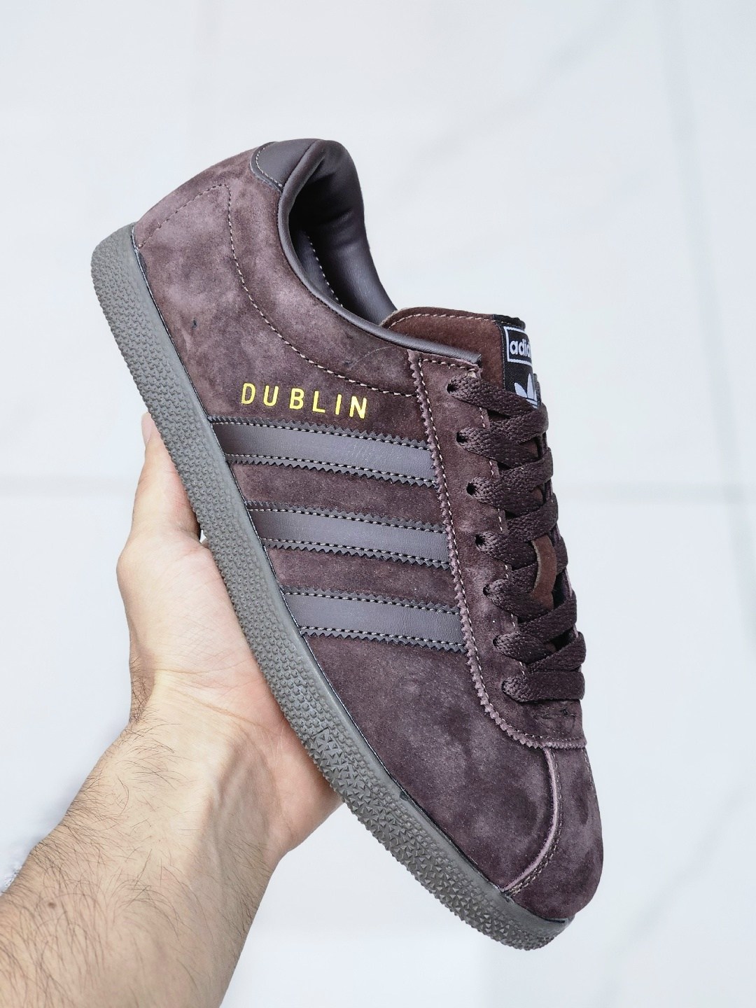 кроссовки adidas london 96 black scarlet,london 96 adidas,adidas originals london 96 core black sneakers,adidas london 96 core black,white & better scarlet,adidas london 96 black scarlet