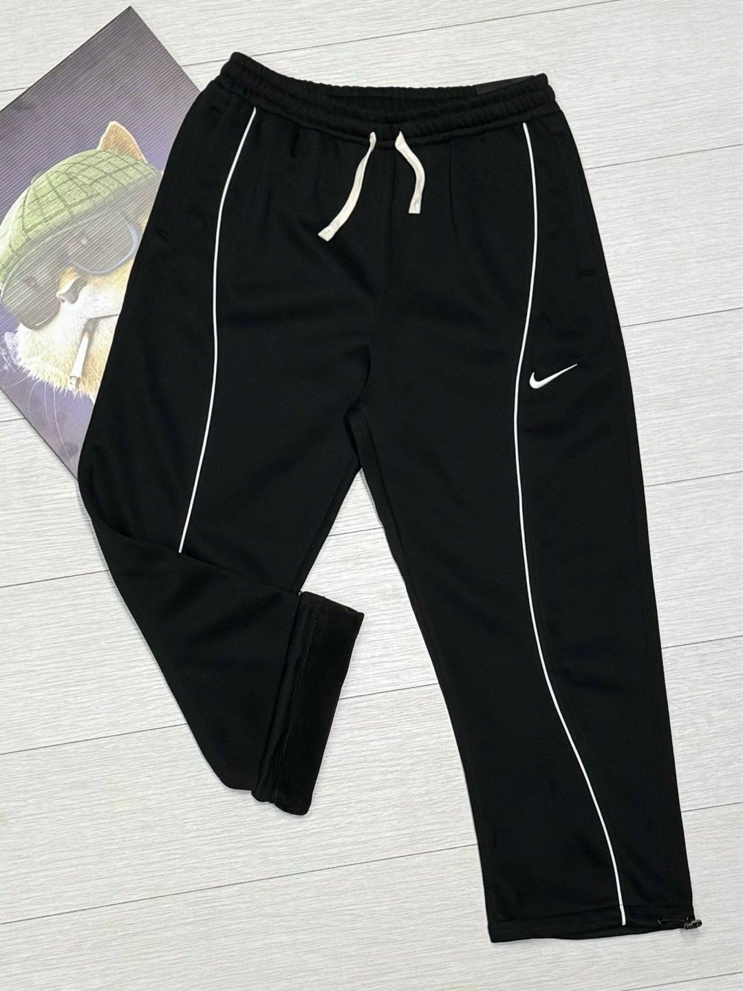 спортивные штаны nike,штаны nike,мужские спортивные штаны "nike",спортивные штаны,спортивные штаны мужские с молнией внизу штанин