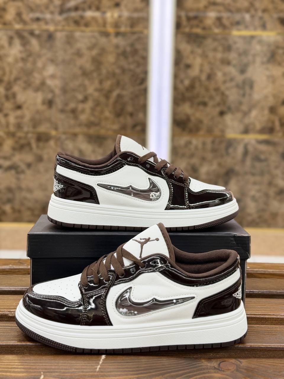кроссовки, женская,лаковые найки,кроссовки nike air jordan 1 low,обуви