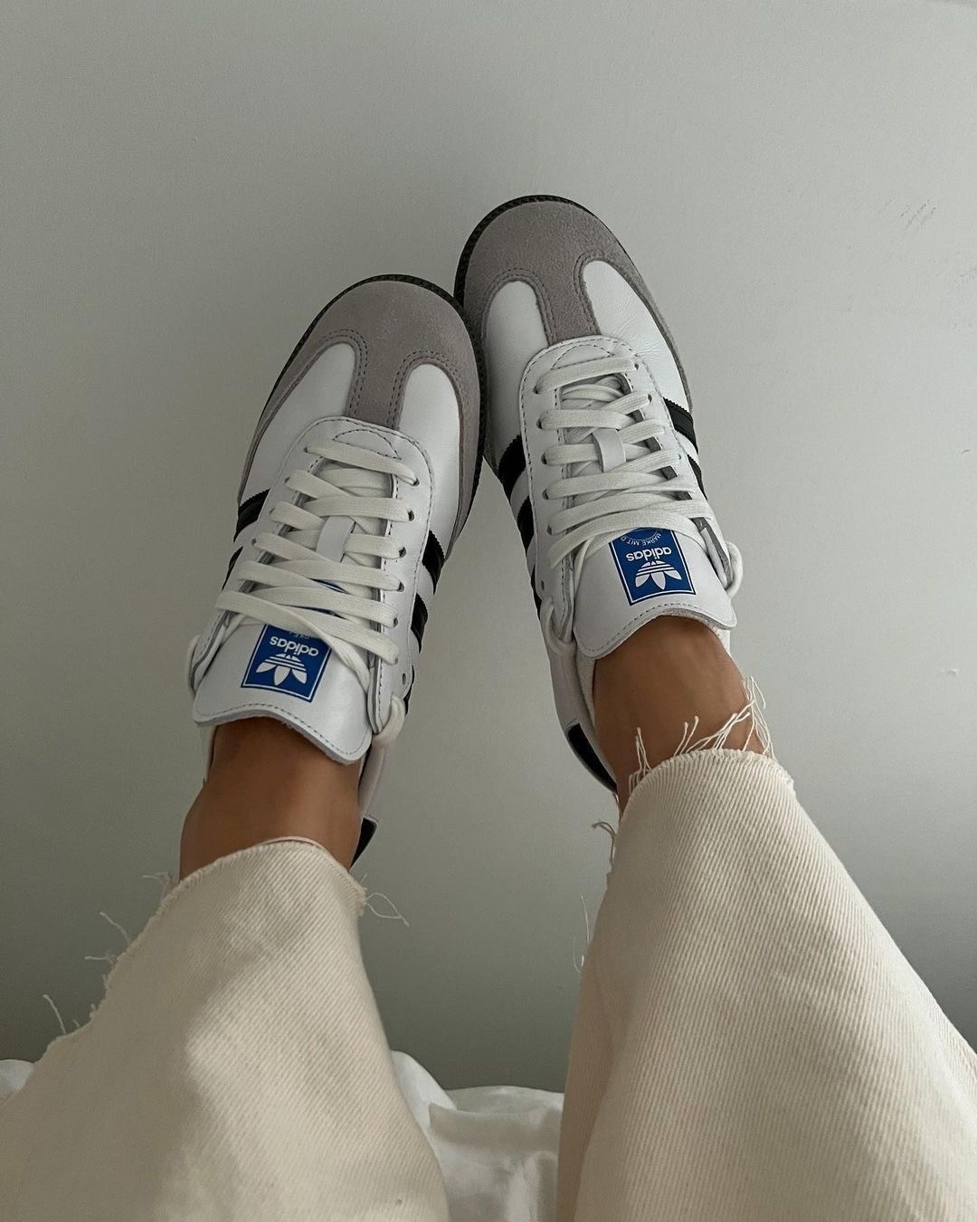 кроссовки адидас самба,женские кроссовки adidas,кроссовки adidas samba,кроссовки adidas samba адидас,кроссовки adidas
