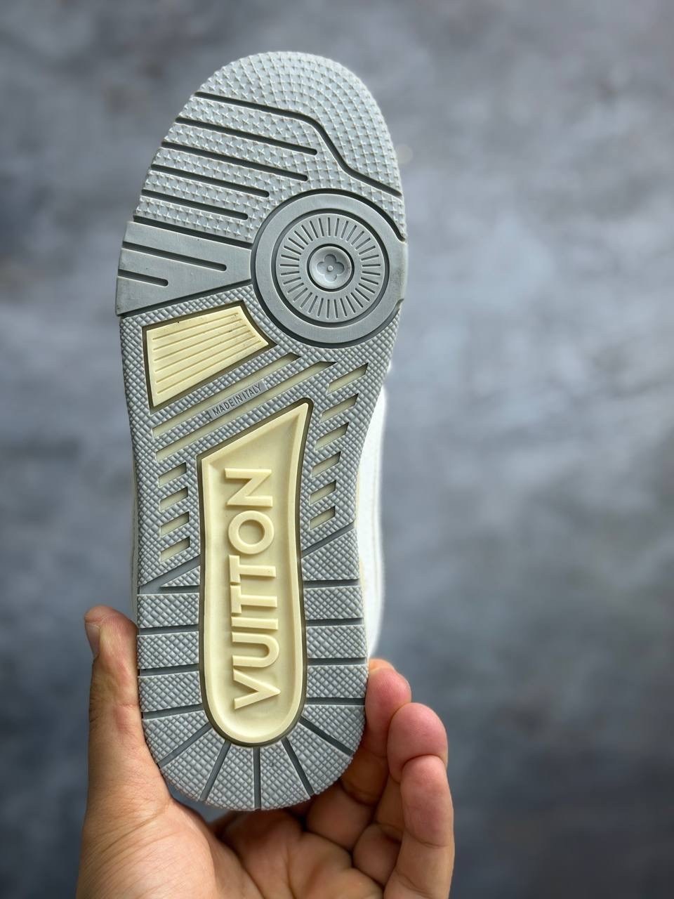 кроссовки louis vuitton,кроссовки louis vuitton trainer,кроссовки луи виттон trainer белый,кроссовки louis vuitton мужские,кроссовки louis vuitton кроссовки louis vuitton