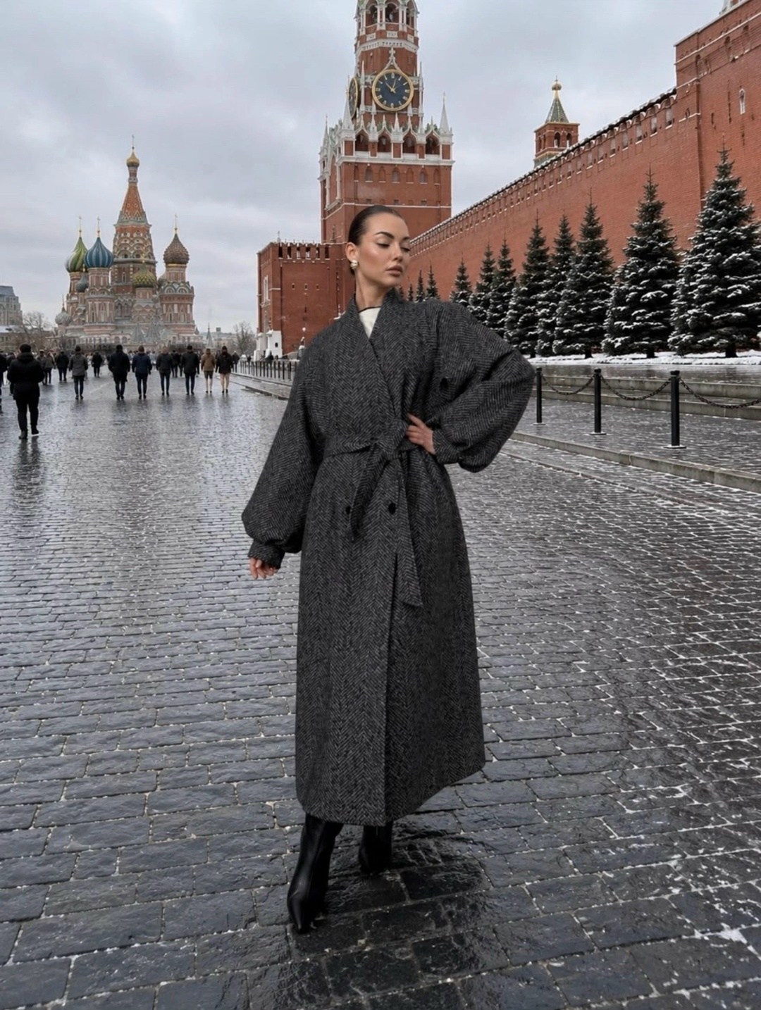 стильное пальто,серое пальто,пальто халат,шерстяное пальто,пальто с поясом