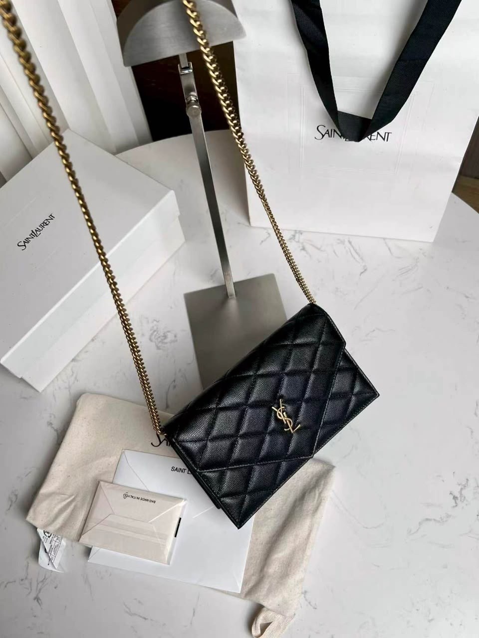сумка yves saint laurent,сумка ив сен лоран белая,сумка с цепочкой,сумка модная,ysl сумка