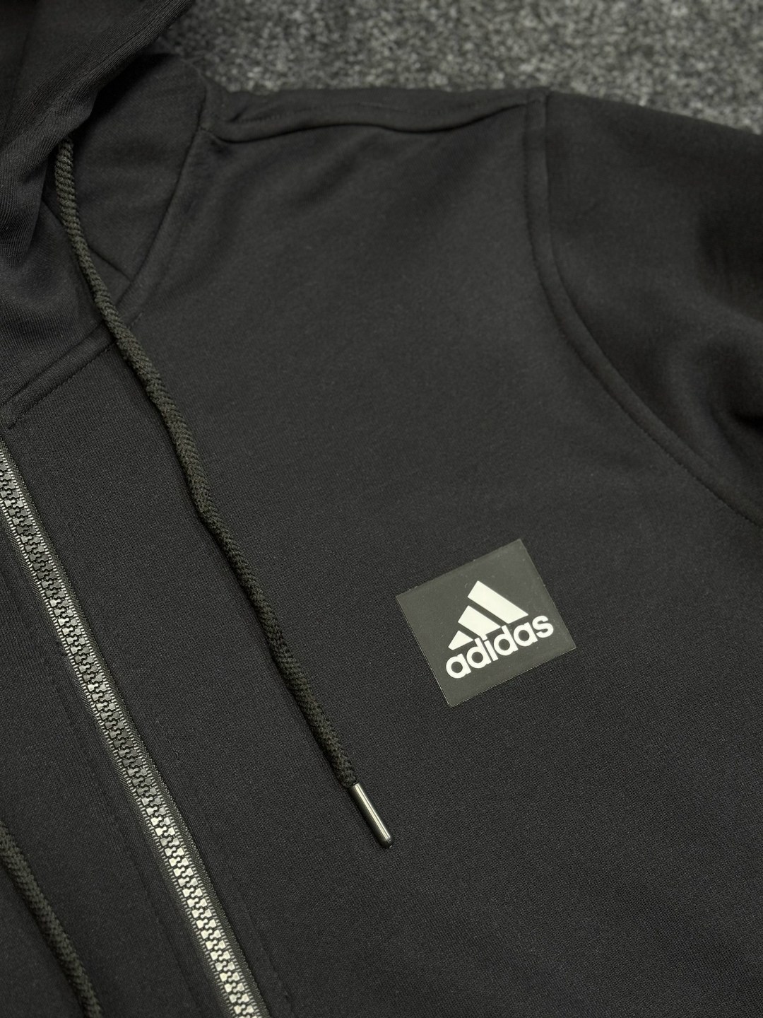 костюм спортивный adidas,мужской спортивный костюм adidas,мужские спортивные костюмы,спортивные костюм,спортивные костюмы на флисе