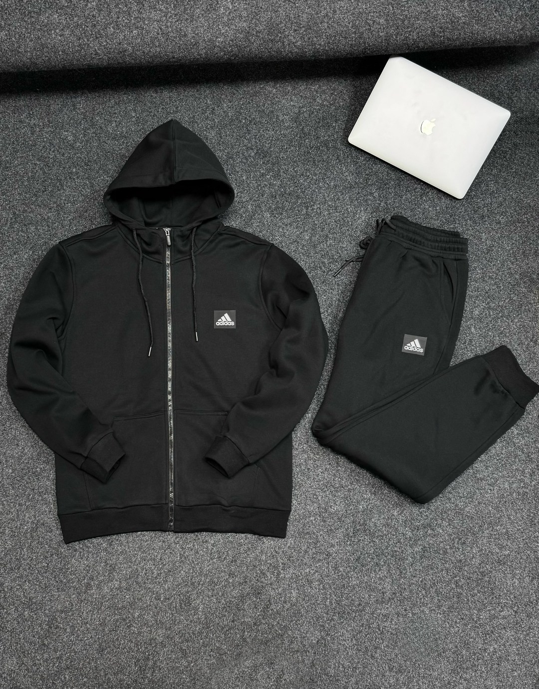 костюм спортивный adidas,мужской спортивный костюм adidas,мужские спортивные костюмы,спортивные костюм,спортивные костюмы на флисе