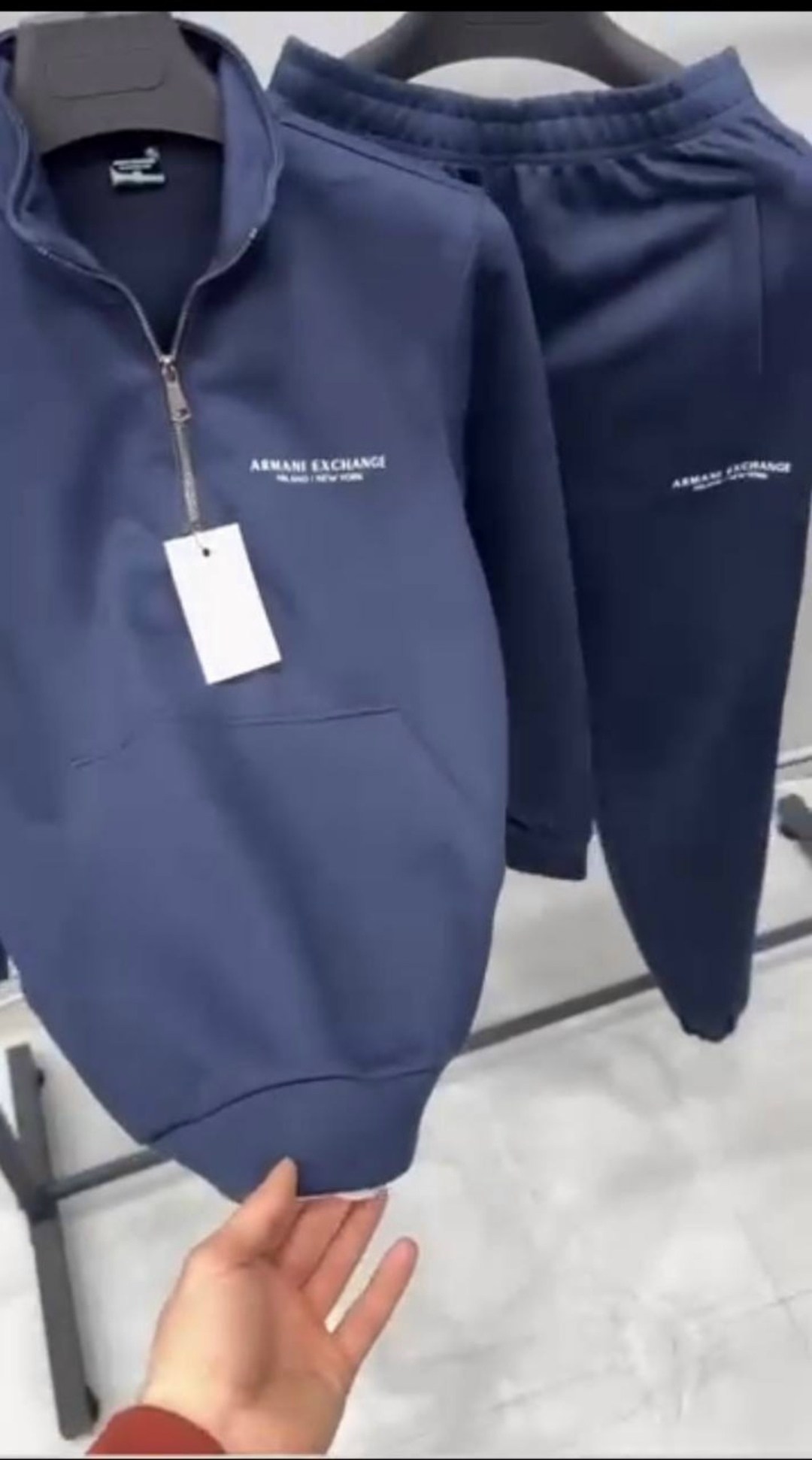 спортивный костюм armani exchange,зип худи armani exchange milano new york,спортивный костюм armani,cпортивный костюм emporio armani,мужской спортивный костюм exchange armani