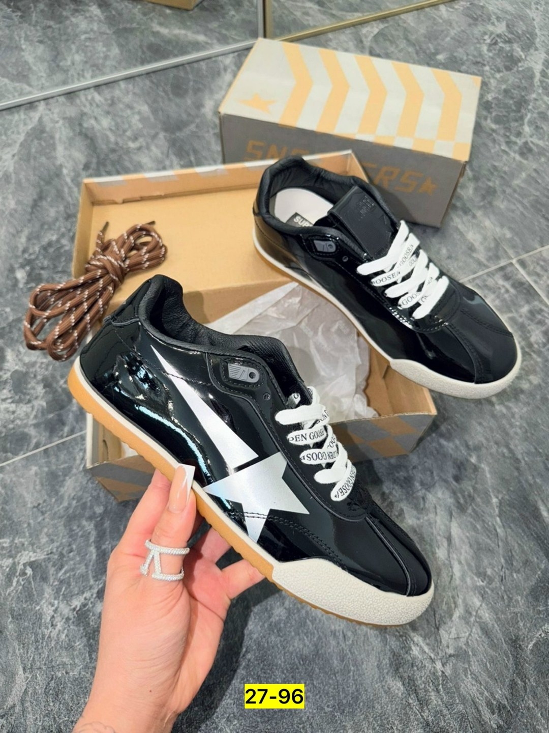 кроссовки golden goose,,кеды golden goose,лакированные кроссовки,кроссовки со звездами
