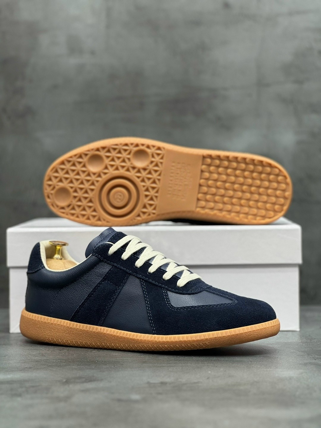 кроссовки maison margiela replica,,maison margiela replica sneakers,navy blue maison margiela sneakers,кроссовки maison margiela replica синий бежевый