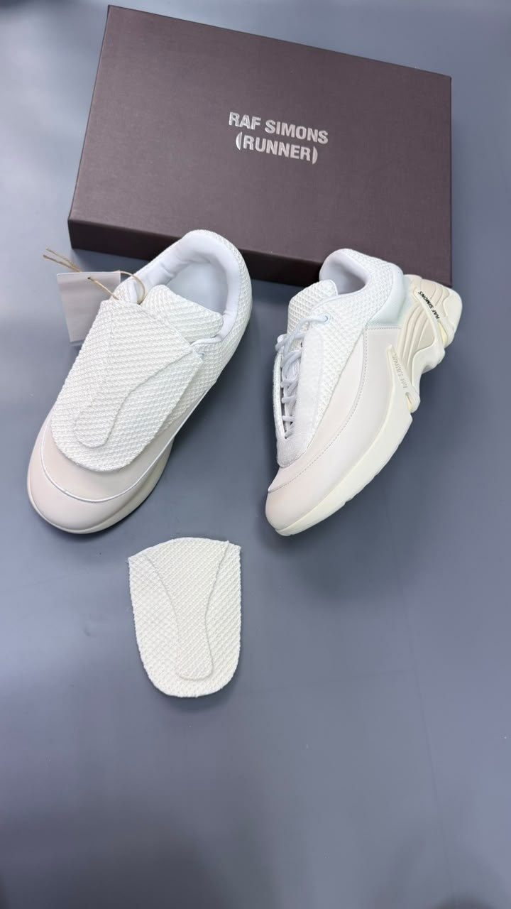 кроссовки raf simons antei,кроссовки raf simons,кроссовки raf simons antei белые,кроссовки raf simons cylon-21 off white black кремовый,кроссовки raf simons (runner) antei