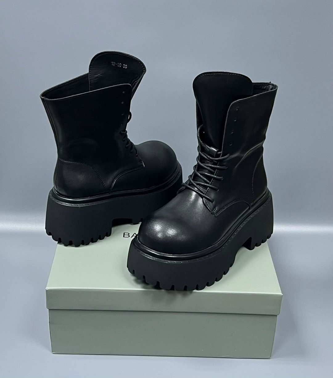,celine ботинки,женские кожаные ботинки celine premium,ботинки balenciaga,женские ботинки