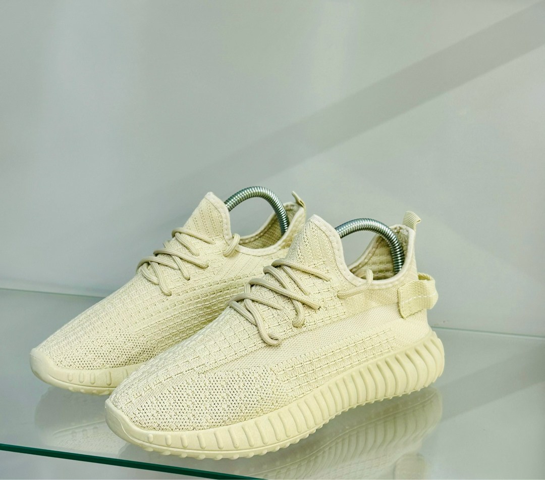 кроссовки женскиe,кроссовки ,кроссовки,adidas yeezy boost 350,adidas yeezy boost 350 v2 sulfur