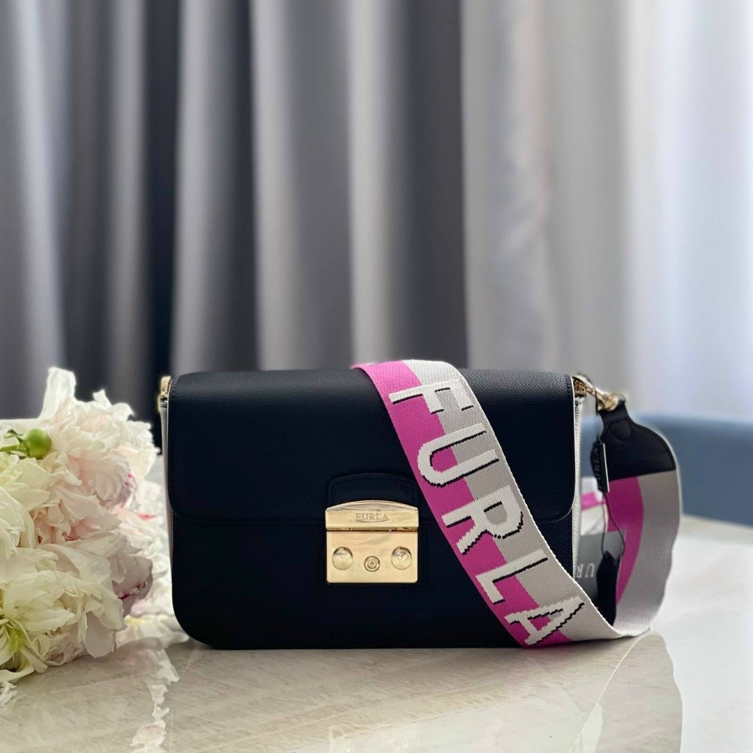 женская сумка furla,сумка furla,сумка фурла белла,сумка фурла с клапаном,сумка