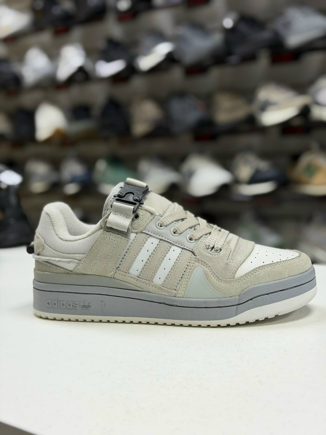 кроссовки adidas,adidas forum low black,кроссовки adidas original,кроссовки adidas forum low 'triple black',adidas originals forum low черные